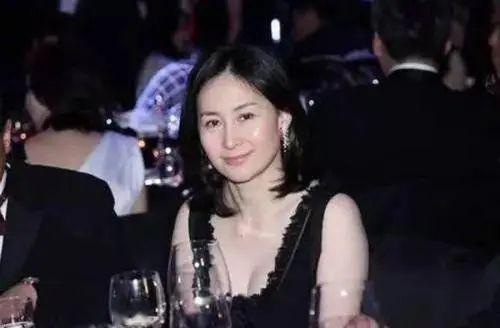 媒体爆料何超琼视频播放  第2张